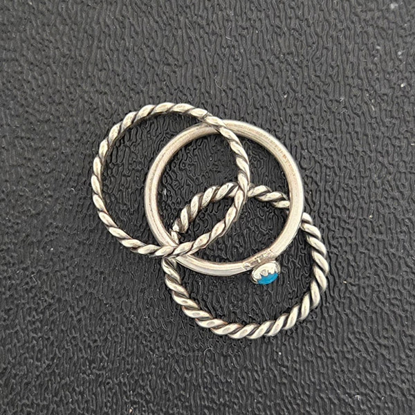 Simple Stack Rings