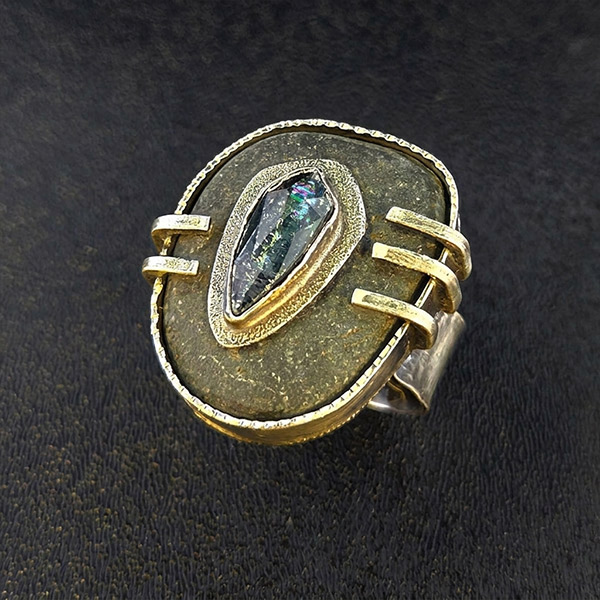 Stone on Stone – Cabochon & Frame Setting
