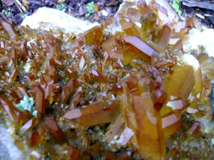 Dale Armstrong's Gem Profile- Quartz Introduction - , General Education, , Golden colored quartz crystals