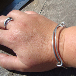 Suzanne Hollingsworth's Unisex, Simple Slide Bangle - , Contemporary Wire Jewelry, Wire Wrapping, Wrapping, Wire Wrapping Jewelry, 