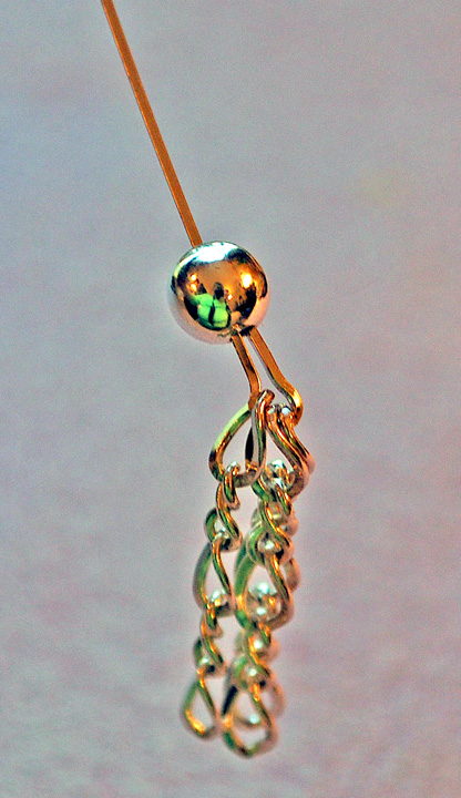 Mint Spring's Ball and Chain Earrings - , Contemporary Wire Jewelry, Wire Wrapping, Wrapping, Wire Wrapping Jewelry, Trimming the 22-gauge wire.