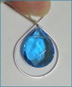 Judy Larson's Beaded Briolette Pendant - , Wire Weaving, Wire Wrapping, Wrapping, Wire Wrapping Jewelry, Weaving, Wire Weaving, Weaving Wire, Creating a teardrop shape.