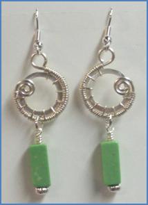 Judy Larson's Snail Trail Spiral Earrings - , Contemporary Wire Jewelry, Wire Wrapping, Wrapping, Wire Wrapping Jewelry, Weaving, Wire Weaving, Weaving Wire, Repeat for second earring.