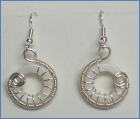 Judy Larson's Snail Trail Spiral Earrings - , Contemporary Wire Jewelry, Wire Wrapping, Wrapping, Wire Wrapping Jewelry, Weaving, Wire Weaving, Weaving Wire, Variation.