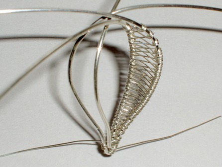 Abby Hook's Seed of Change Pendant - Attach a new wire., Wire Weaving, Weaving, Wire Weaving, Weaving Wire, attach a new weaving wire