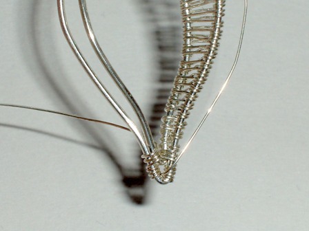 Abby Hook's Seed of Change Pendant - Bind., Wire Weaving, Weaving, Wire Weaving, Weaving Wire, bind the frame wires together