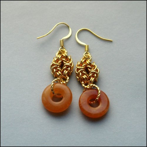 Olena Bugrimenko's Byzantine Earrings - , Contemporary Wire Jewelry, Making Chain, Chain Making , Attach ear wire and donut.