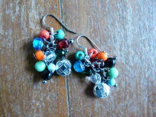 Rhonda Chase's Beaded Cluster Earrings - , Contemporary Wire Jewelry, Loops, Wire Loop, Wrapped Wire Loop, Wire Wrapping, Wrapping, Wire Wrapping Jewelry, Add another dangle.