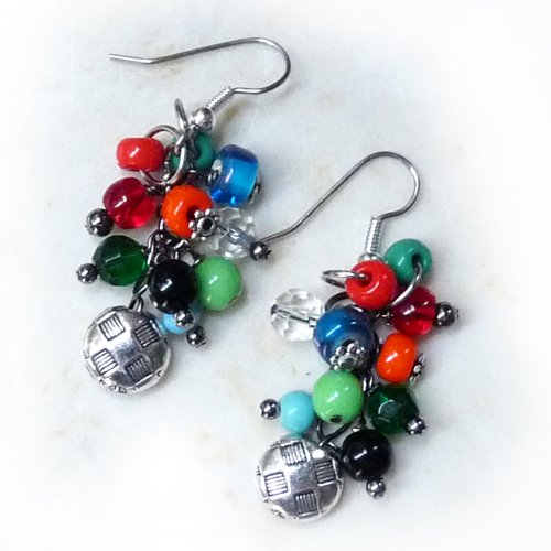 Rhonda Chase's Beaded Cluster Earrings - , Contemporary Wire Jewelry, Loops, Wire Loop, Wrapped Wire Loop, Wire Wrapping, Wrapping, Wire Wrapping Jewelry, Finished piece.