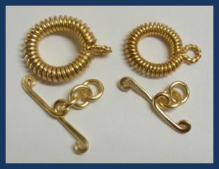 Judy Larson's Coiled Rosette Link - , Findings & Components, Toggles & Clasps, Earwire & Headpin, Coiling, Coiling Wire, Wire Coiling, Findings, Clasps, Components, Loops, Wire Loop, Wrapped Wire Loop, Spirals, Wire Spiral, Spiral Wire Wrap, Toggle clasps