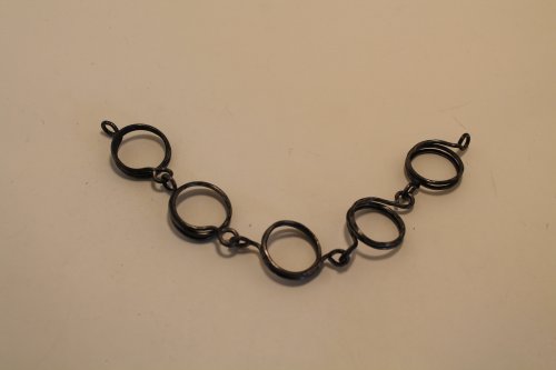 Judy Freyer Thompson's Chunky Steel Wire Chain - , Contemporary Wire Jewelry, Making Chain, Chain Making , connect the links