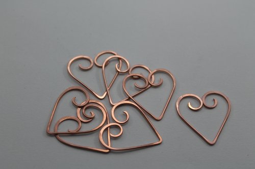 Abby Hook's Heart Frame Bracelet - Repeat Steps 2 - 5, Contemporary Wire Jewelry, Lashing, Wire Lashing, Jump Rings, Jump Ring, Making Jump Rings, make 6 hearts