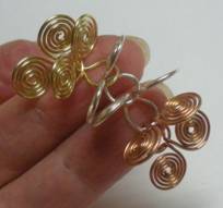 Judy Larson's Coiled Wire Jewelry Series Part 2 - Egyptian Coil Bracelet - , Contemporary Wire Jewelry, Coiling, Coiling Wire, Wire Coiling, Loops, Wire Loop, Wrapped Wire Loop, Spirals, Wire Spiral, Spiral Wire Wrap, Wire Wrapping, Wrapping, Wire Wrapping Jewelry, Egyptian coil bracelet started